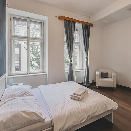 펜션 Private Room, Ac, W Kitchen 프라하